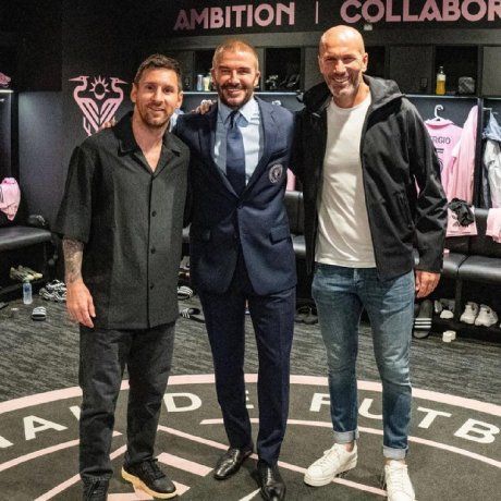 Messi, Zidane and Beckham posed together Messi, Zidane and Beckham posed together