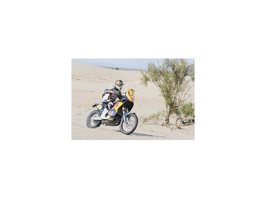 Despres amplió su ventaja sobre Coma al ganar la 5ª etapa en motos y conseguir su 29ª victoria en la tradicional carrera.