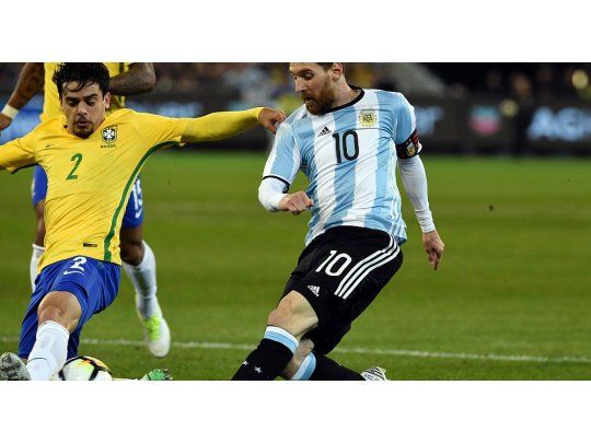 Messi tuvo un deslucido partido ante Brasil.