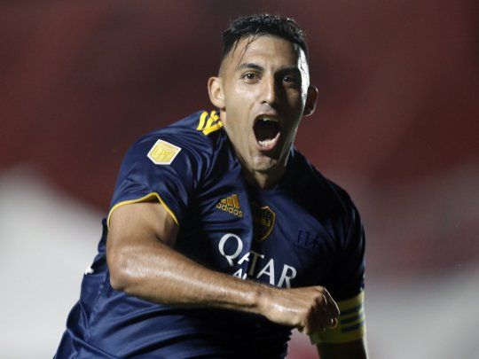 Ábila marcó el segundo gol de Boca.