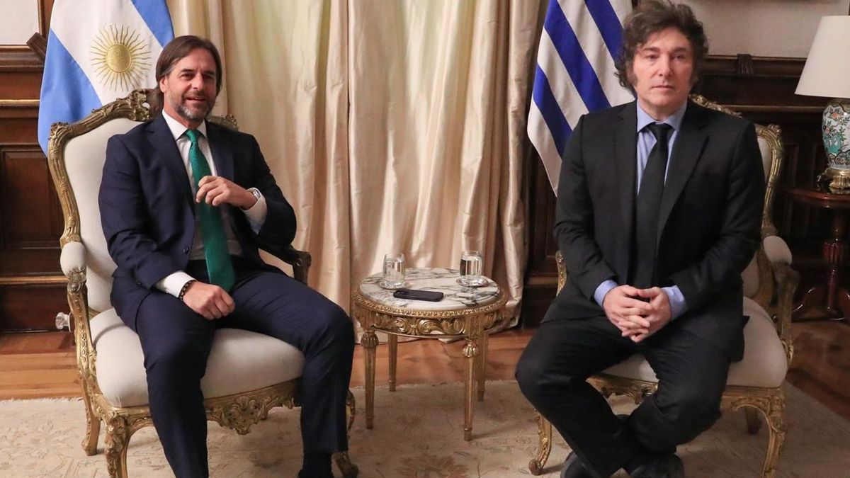 Luis Lacalle Pou met with Javier Milei in Argentina