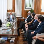 Osvaldo Jaldo recibió a industriales de Tucumán en pleno debate por la reforma laboral. Osvaldo Jaldo recibió a industriales de Tucumán en pleno debate por la reforma laboral.