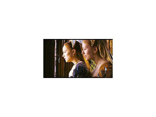 Las dosdamas Bolena:NataliePortman (Ana)y ScarlettJohansson(María) en elnuevo filmsobre losTudor deJustinChadwick.