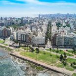Montevideo, la capital de Uruguay, hay zonas como Punta Carretas, Pocitos, Malvín y Carrasco que empujan los valores hacia arriba Montevideo, la capital de Uruguay, hay zonas como Punta Carretas, Pocitos, Malvín y Carrasco que empujan los valores hacia arriba