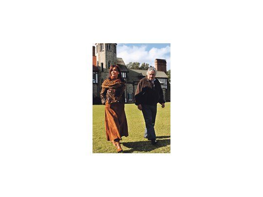 Cristina de Kirchner y José Mujica vistieron camperas de cuero en el encuentro bilateral. Una coincidencia impensada en dos mandatarios que exhiben looks opuestos.