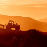 Las exoneraciones fiscales de IVA e IRAE contempladas en la Ley de Promoción de Inversiones operan como el principal imán para atraer capitales extranjeros hacia la metalmecánica local del agro. Las exoneraciones fiscales de IVA e IRAE contempladas en la Ley de Promoción de Inversiones operan como el principal imán para atraer capitales extranjeros hacia la metalmecánica local del agro.