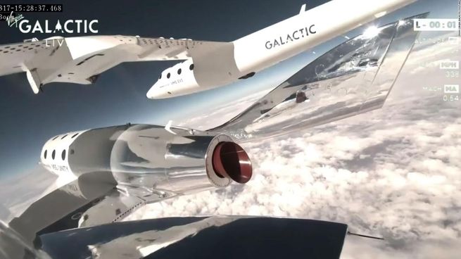 Por Primera Vez Virgin Galactic Llevó A Clientes Al Espacio