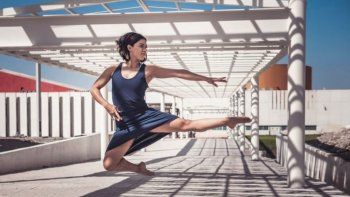 Se trata de entrenamientos grupales al aire libre sin compartir elementos, tanto en espacios públicos como en establecimientos deportivos públicos y privados