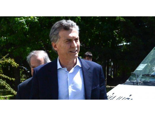 A horas del encuentro tripartito convocado por un decreto publicado en el Boletín Oficia, todavía no se sabe el lugar, ni horario, ni siquiera qué dirigentes empresarios o gremiales asistirán. (Foto Presidencia).
