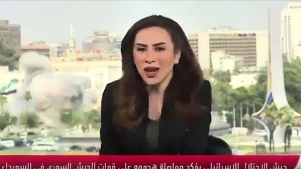 The exact moment of the Israeli attack to the headquarters of the Syrian Army in Damascus