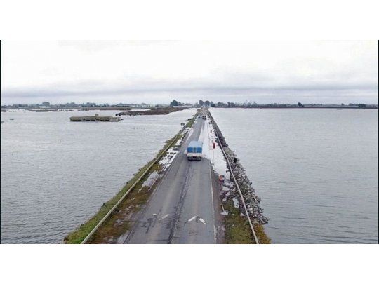 Bajo agua. En la provincia de Buenos Aires, más de 8 millones de hectáreas quedaron inundadas y peligra el 25% de la agricultura.