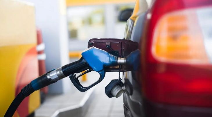 El Gobierno posterga nuevamente la actualización del impuesto sobre los combustibles