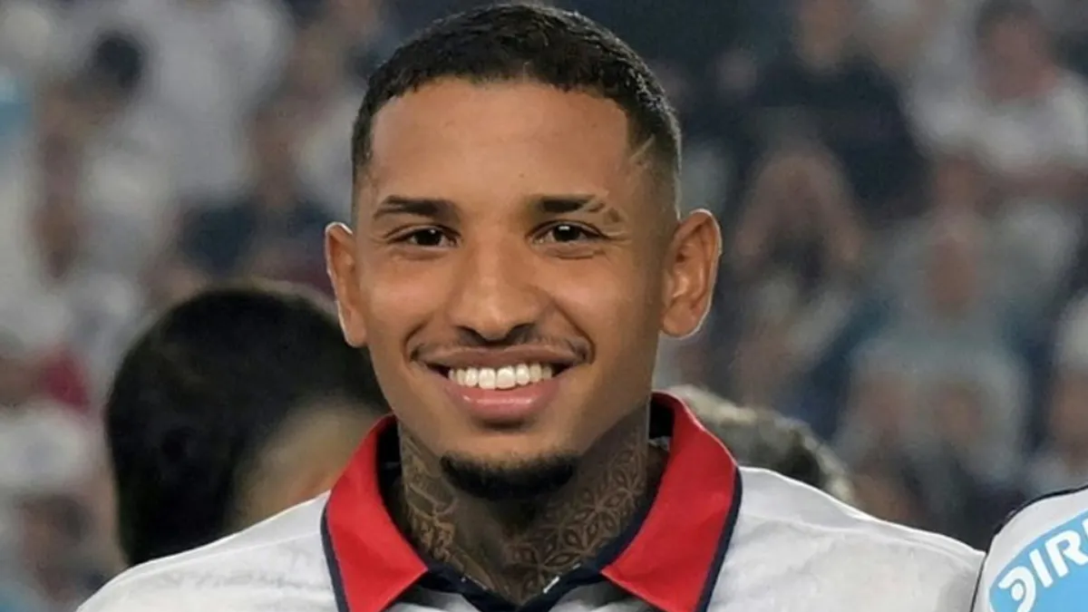 Juan Izquierdo, the Nacional player who had collapsed during a match, has died