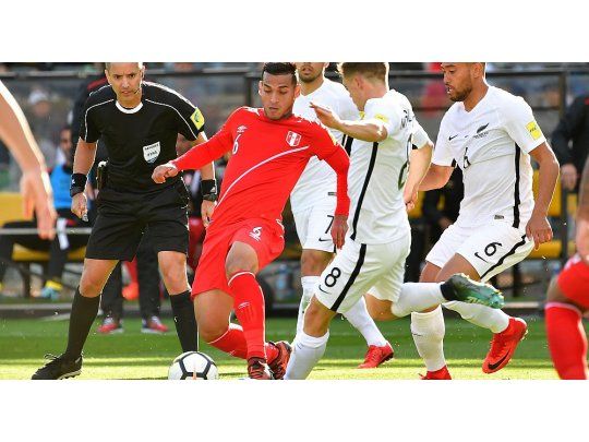La selección de Gareca igualó sin goles el primer partido del repechaje ante Nueva Zelanda.