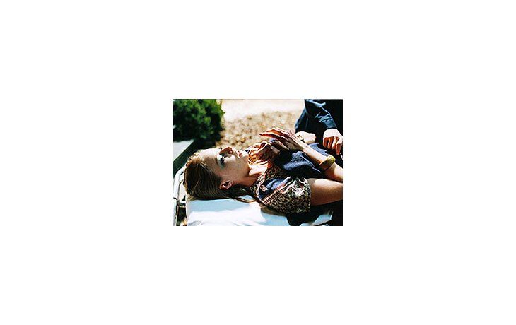 ámbito.com | Terror en Amityville supera en casi todo al buen filmoriginal de 1979 (que privilegiaba el costado supuestamentereal de la historia), y asusta al espectador, sindarle tregua.