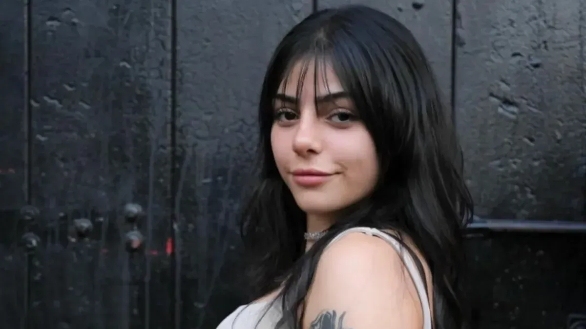 Mica Ybañez’s cell phone was stolen in the middle of an Instagram live