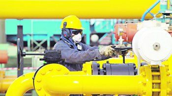 compensación. Las empresas energéticas no recibirán los aumentos en octubre. Pero les permiten readecuar inversiones ante el Enargas.&nbsp;