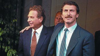 Otros tiempos, Mauricio Macri abrazo a su padre Franco Macri, con quien tuvo una relación pendular.