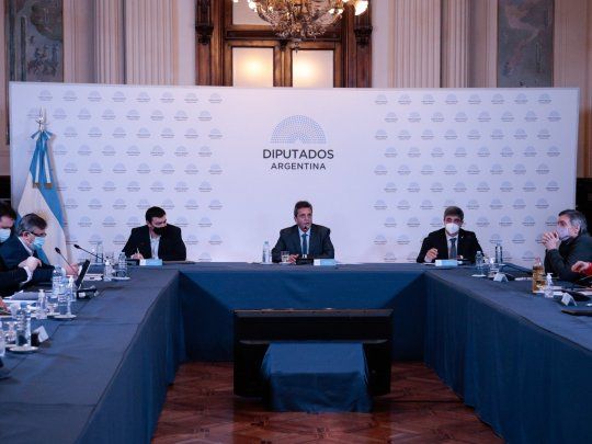 Massa encabezó en Diputados la reunión con los laboratorios.&nbsp;
