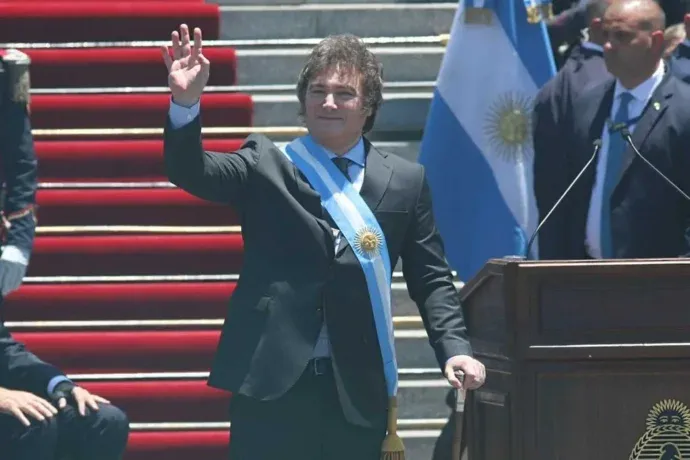 Javier Milei en su asunci&oacute;n presidencial.