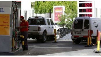 El Gobierno buscaba que no se produjeran nuevos aumentos de nafta hasta agosto
