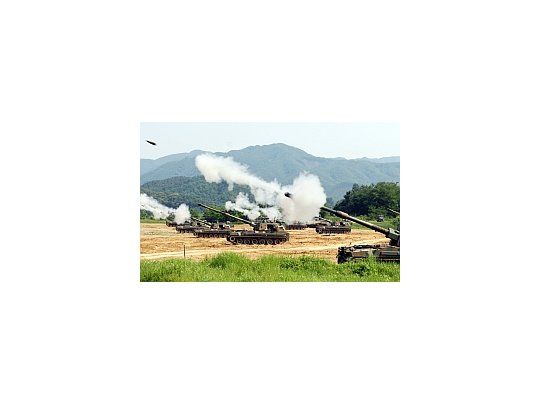 Pese a que Seúl realizó maniobras militares con fuego real, Pyongyang decidió no responder y hasta dio guiños sobre su plan nuclear.