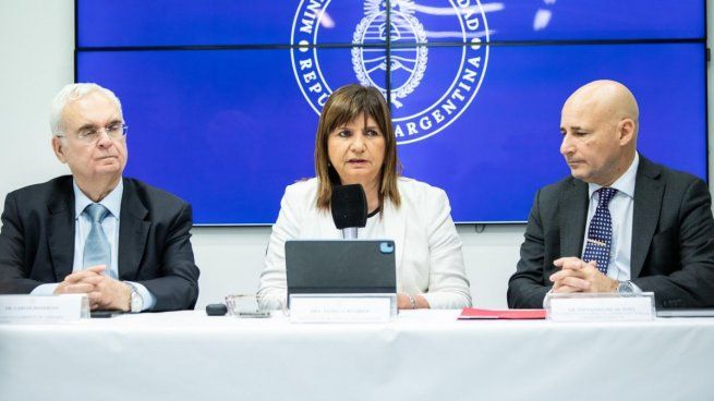 Patricia Bullrich minimizó el reclamo policial. 