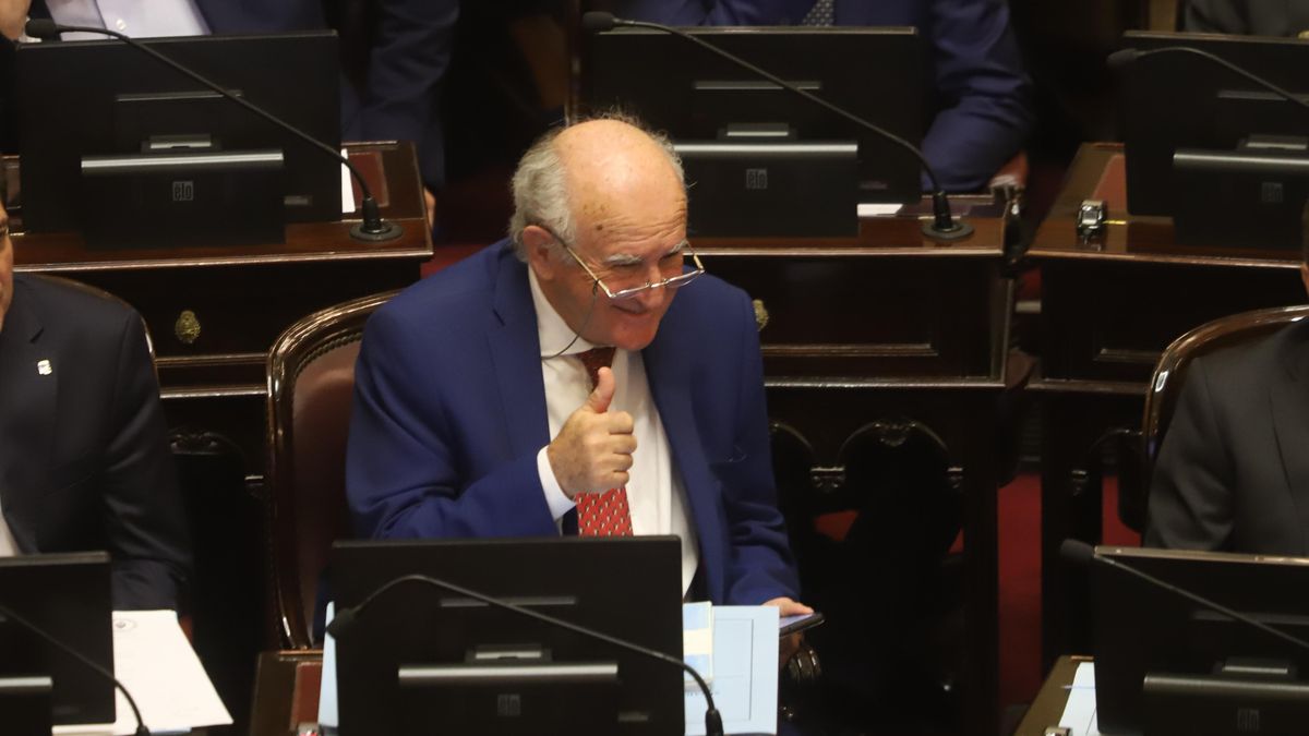 The Senate rejected the request for sanctions against Oscar Parrilli for the memorandum with Iran