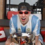 Será cuatro Movistar Arena, por ahora. Será cuatro Movistar Arena, por ahora.