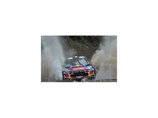 Loeb capitalizó el problema mecánico de Solberg para tomar el liderazgo.