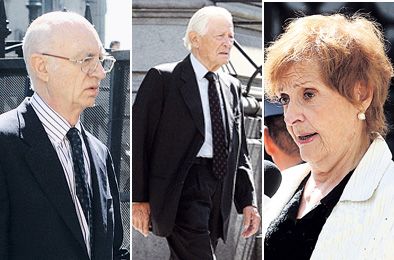 Por el túnel del tiempo ingresan al velorio de Alfonsín el ex jefe de Gabinete Eduardo Bauzá, el ex gobernador de Salta Roberto Ulloa y la ex ministra aliancista Graciela Fernández Meijide.