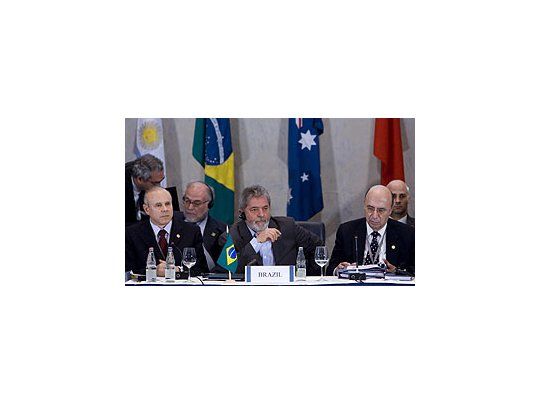 Lula subrayó que el G-7 ya no tiene condiciones para conducir la economía mundial