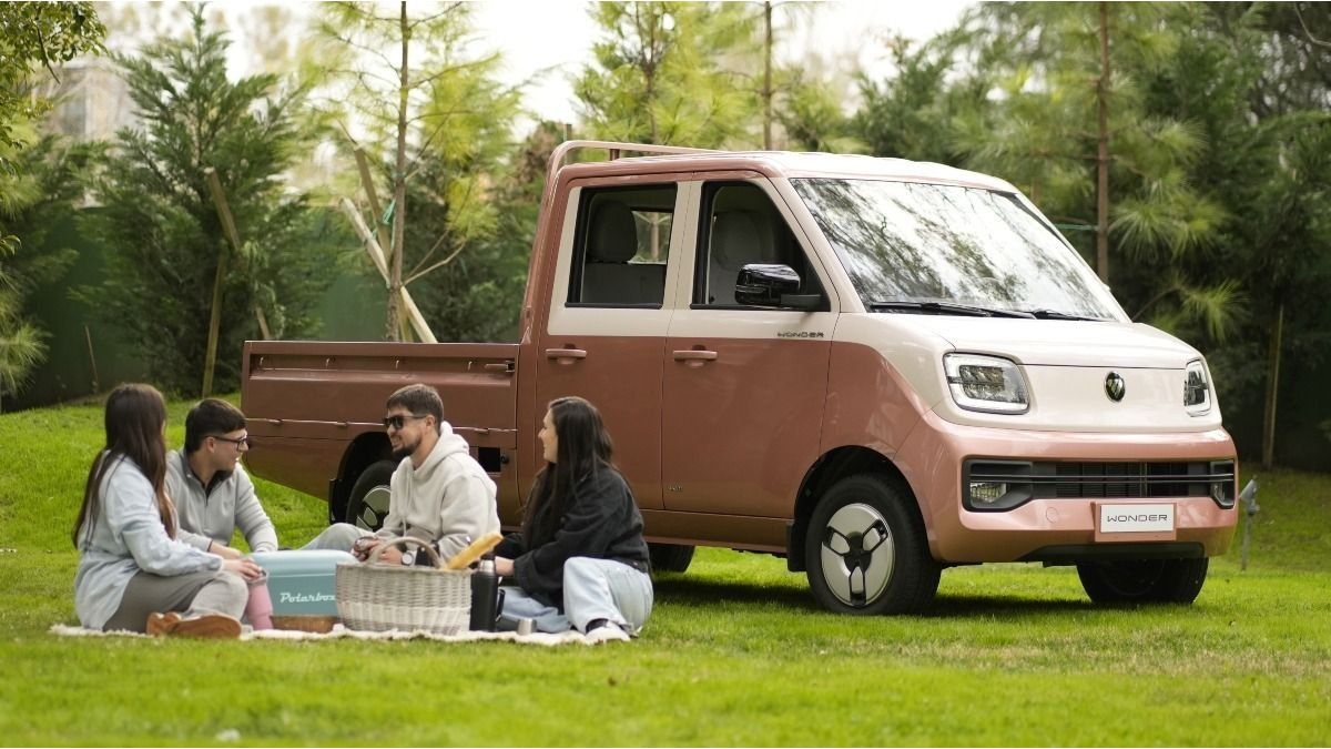 What is the new Chinese vehicle that landed in Argentina and costs US ,000