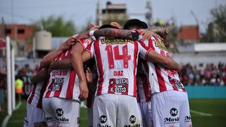 Barracas Central se ilusiona con jugar la Sudamericana.