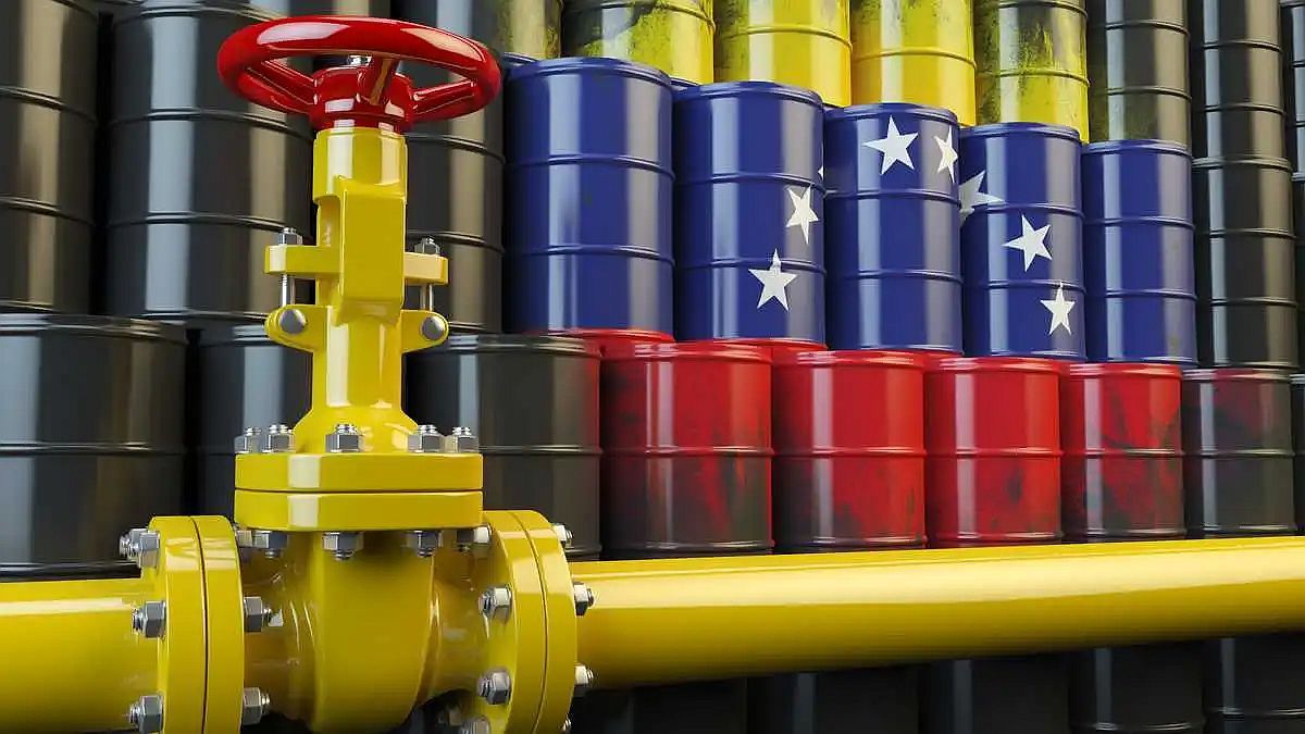 The US reimposed sanctions on Venezuelan oil and gas due to electoral blockade of the opposition