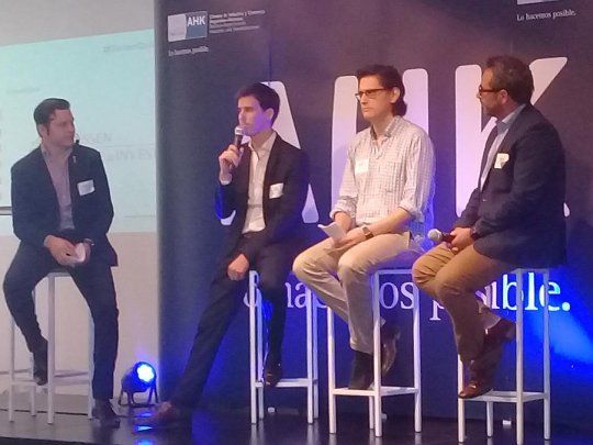 Juan Jos&eacute; Piano, de Banco Piano, Friedlhelm Schmitt, de Fincite Ventures, y Cristian Elbert, fundador de Klimber y socio del estudio de abogados de Elzen, analizaron las oportunidades de desarrollo de las startups de fintech argentinas.