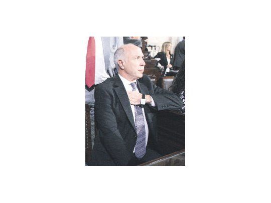 Ricardo Lorenzetti ayer, en un palco bandeja en la Asamblea Legislativa.