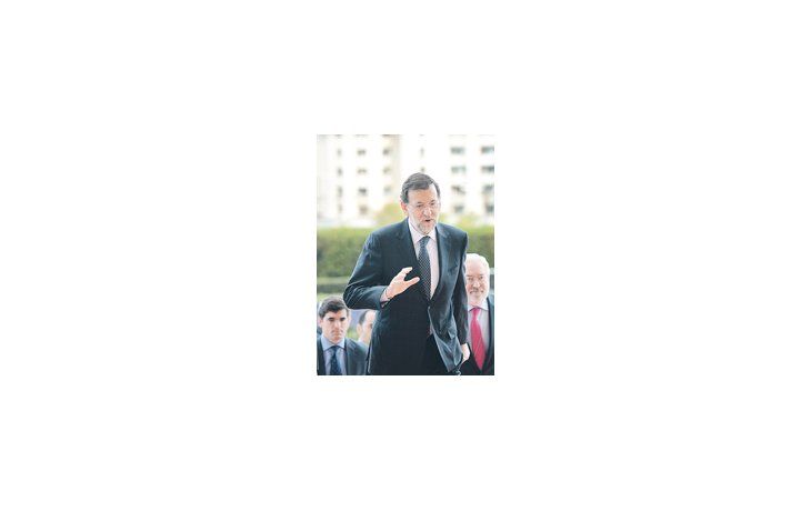 ámbito.com | El primer ministro español, Mariano Rajoy, participó ayer del encuentro de partidos de centroderecha europeos en el Parlamento rumano.