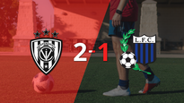 lautaro diaz marca un doblete en la victoria 2-1 de independiente del valle ante liverpool (u)