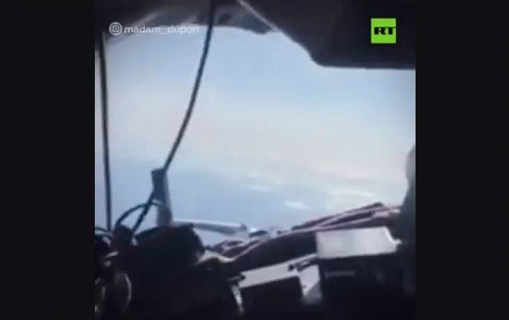 Como Xipolitakis: investigan en Rusia a pilotos que cedieron mando de avión a pasajera
