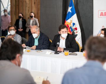 El presidente de Chile, Gabriel Boric, lideró una reunión de autocrítica del gobierno.