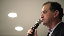 Manini Ríos confirmó que Cabildo Abierto continuará en la coalición de gobierno.