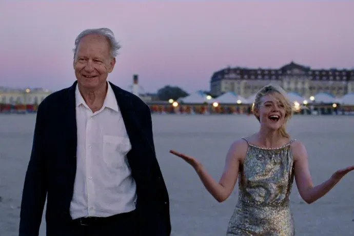 Valor Sentimental está protagonizada por Renate Reinsve, Stellan Skarsgård y Elle Fanning. Disponible en MUBI. Valor Sentimental está protagonizada por Renate Reinsve, Stellan Skarsgård y Elle Fanning. Disponible en MUBI.