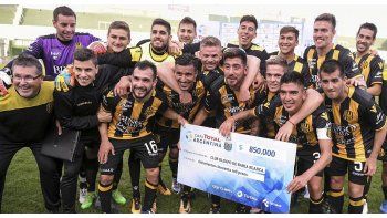 Olimpo se llevó un partido abierto y muy cambiante.