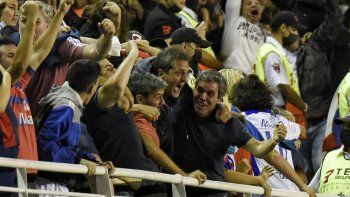 El titular de la Cámara de Diputados, Sergio Massa, fue a la cancha a alentar a Tigre.&nbsp; &nbsp;