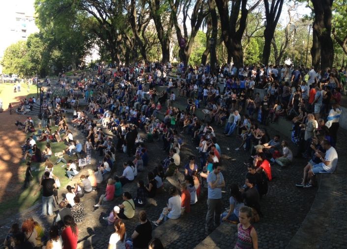 La convocatoria se hizo sentir en el Obelisco, el parque Lezama, en Mar del Plata, Mendoza, La Plata, entre otras ciudades del todo el país.