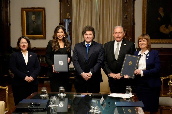 El Gobierno presentó una carta de intención para ingresar al programa de Exención de Visa de Estados Unidos. 