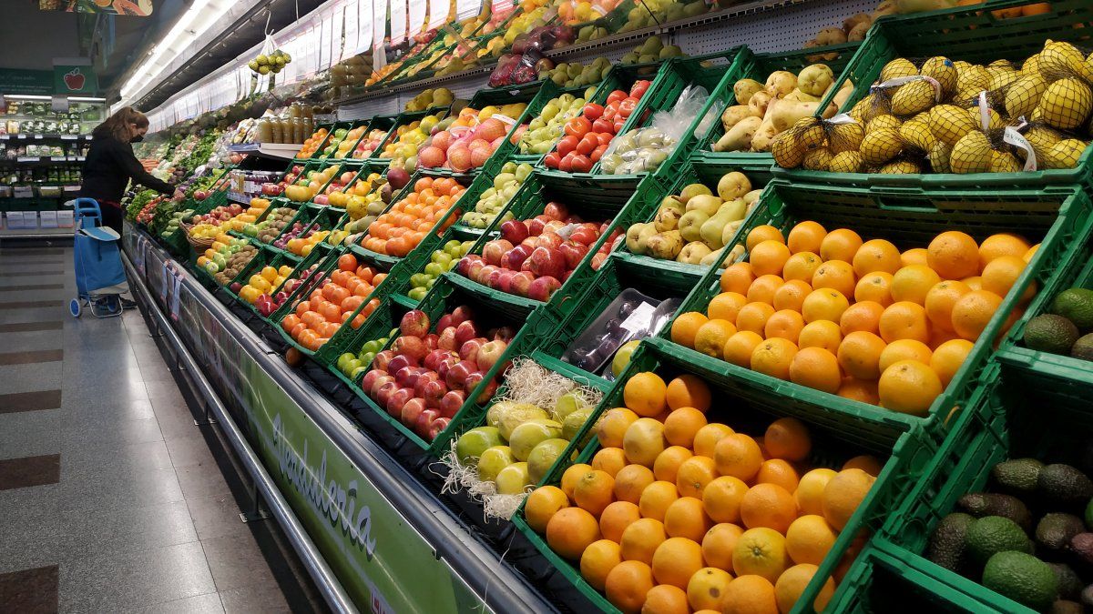 fruits and vegetables exceed the CPI by more than 70% in the last 12 months