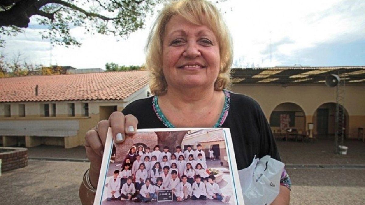 Lionel Messi’s former teacher wrote him a letter and dreams of hugging him again
