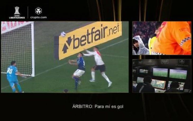 ejemplar: la premier league pide que las conversaciones del var sean publicas